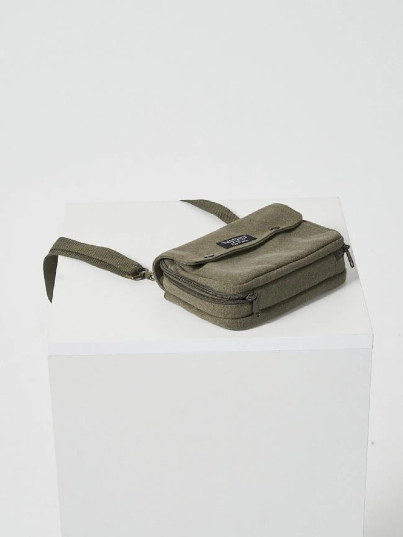 Discount Thrills Century Shoulder Pouch - Canteen