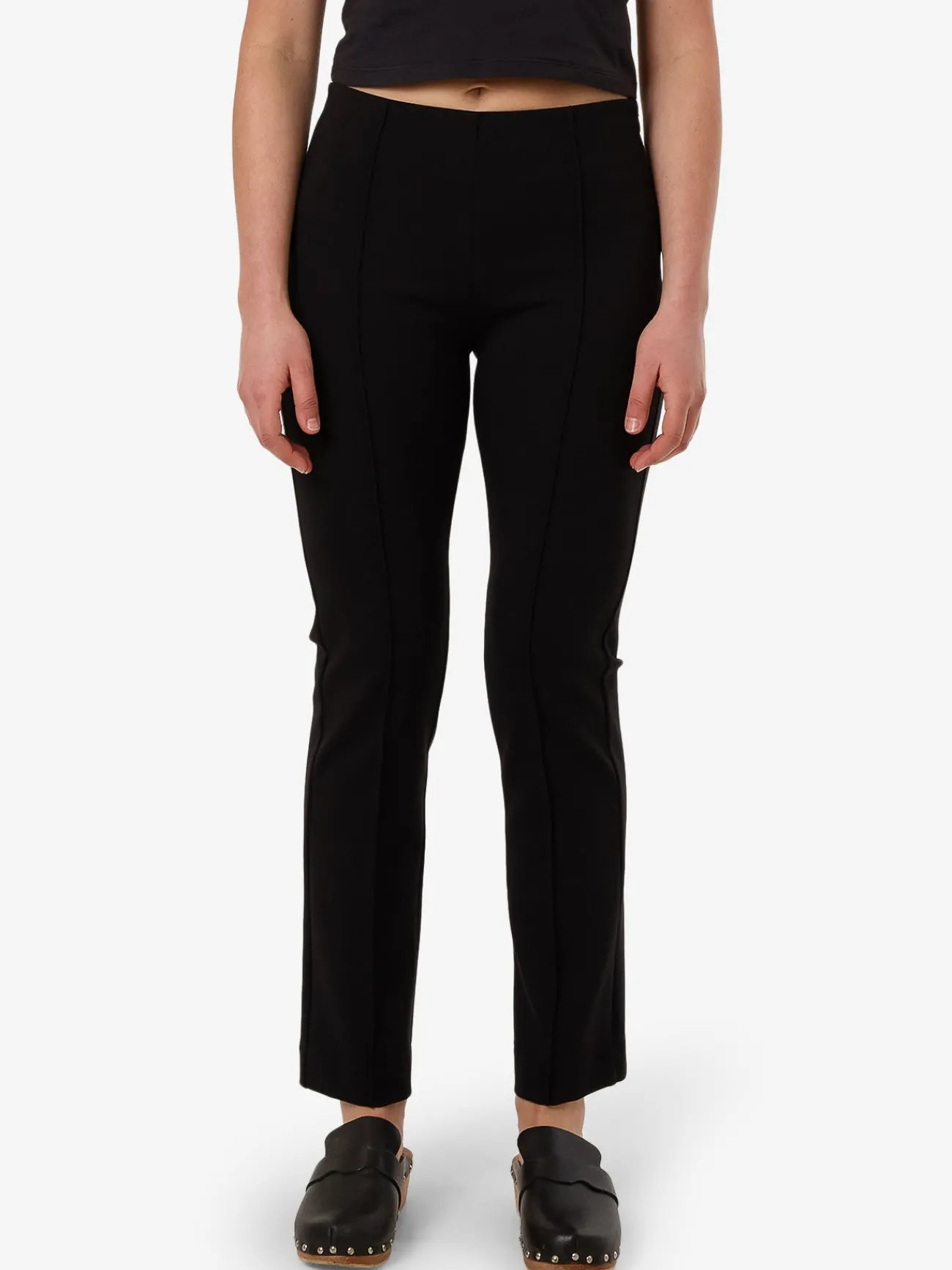Hot Thrills Connection Pant - Black