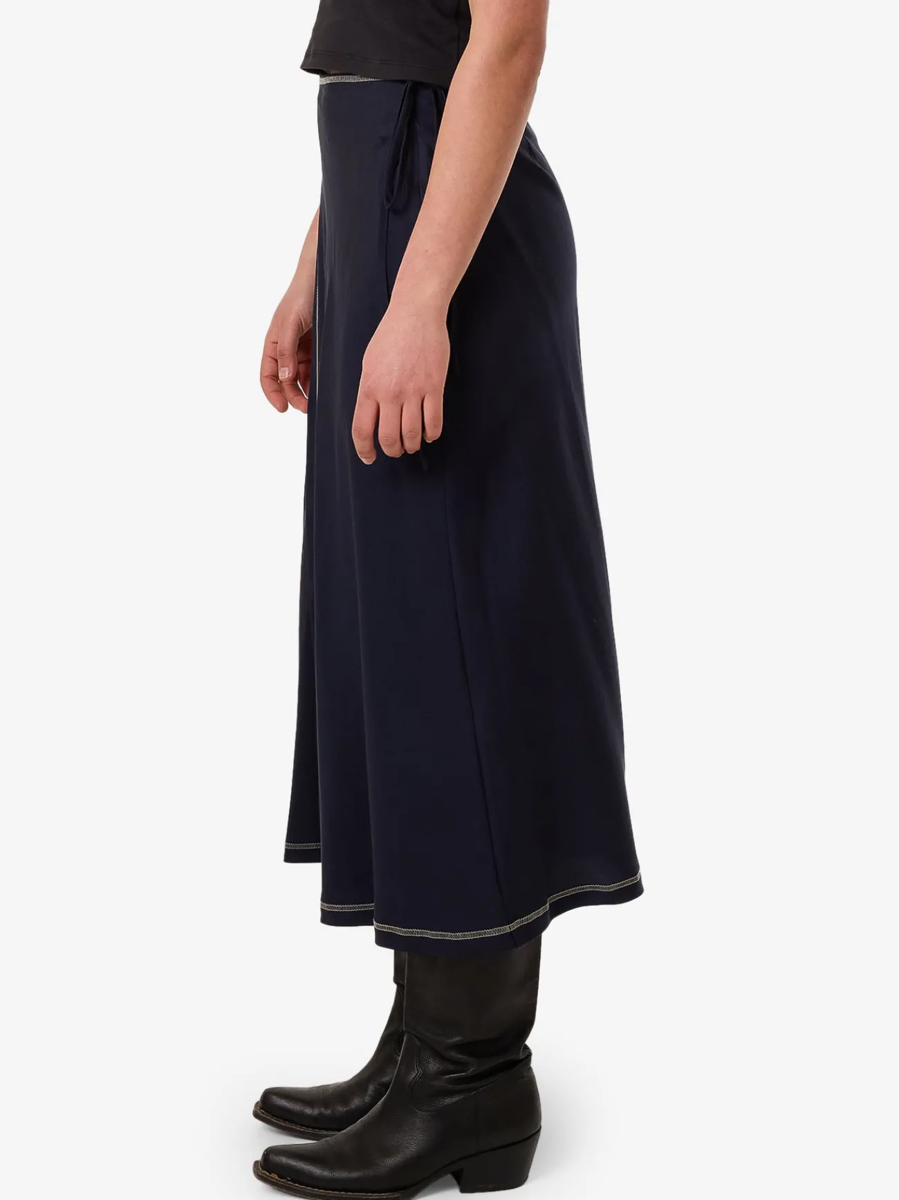 Discount Thrills Contour Midi Skirt - Peacoat