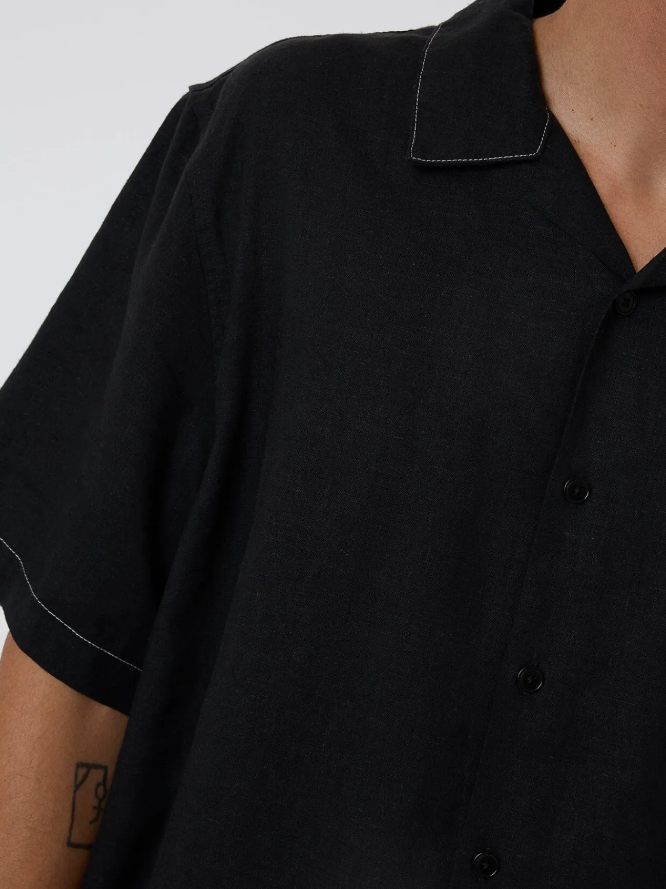 Discount Thrills Hemp Minimal Contrast Stitch Bowling Shirt - Black