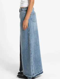 Hot Thrills Kobie Skirt - Weathered Blue WeatheredBlue