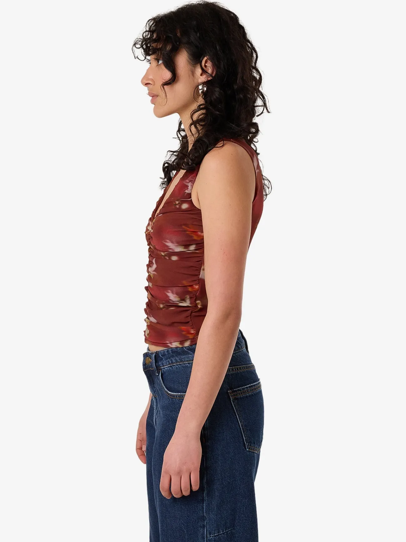 Sale Thrills Rhapsody Floral Top - Cabernet