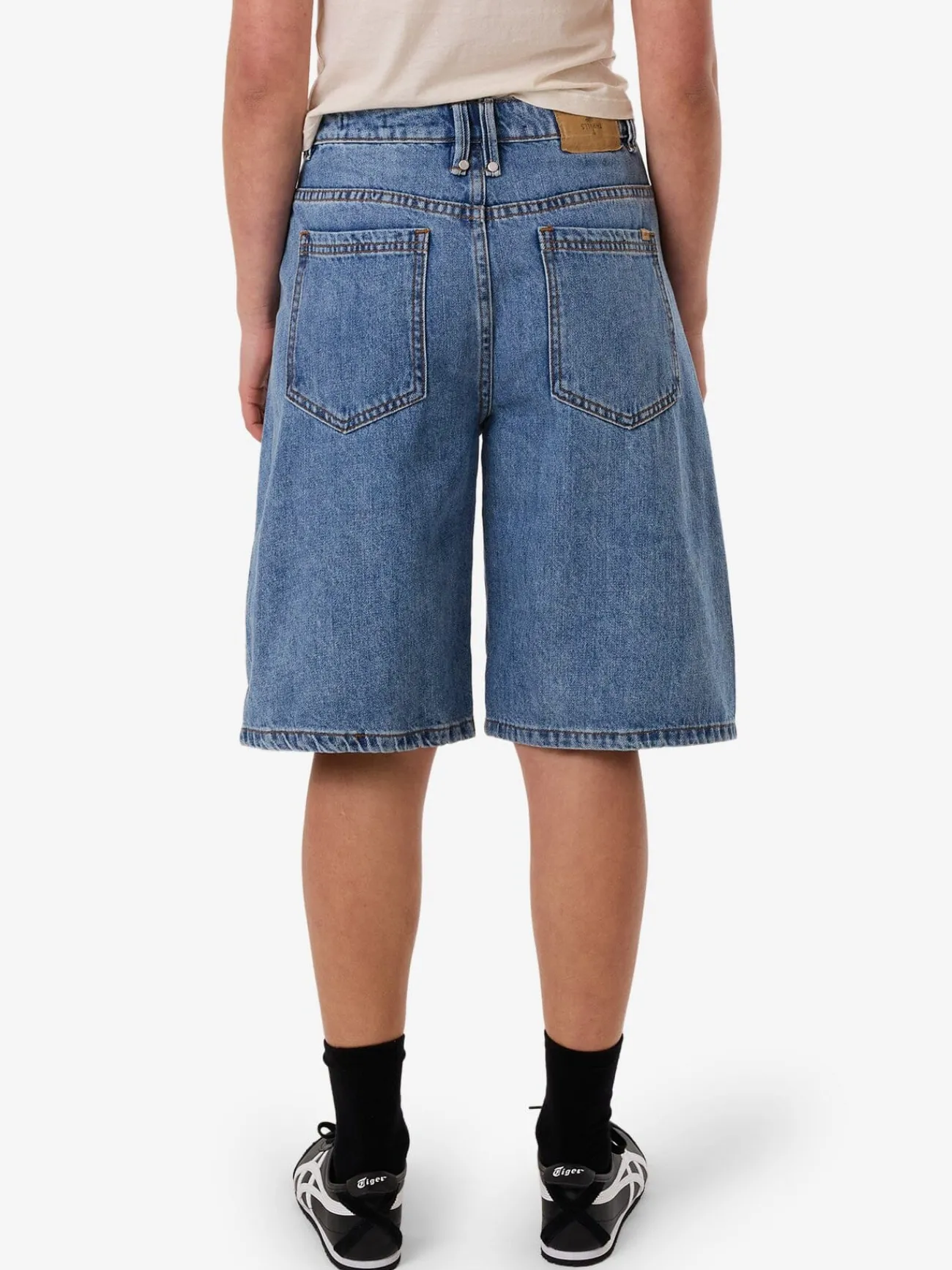 Outlet Thrills Ronnie Pieced Denim Short - Bright Mid Blue BrightMidBlue