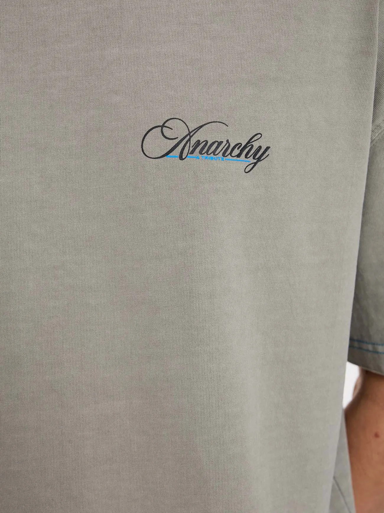 Best Thrills Total Anarchy Box Fit Oversize Short Tee - Fog
