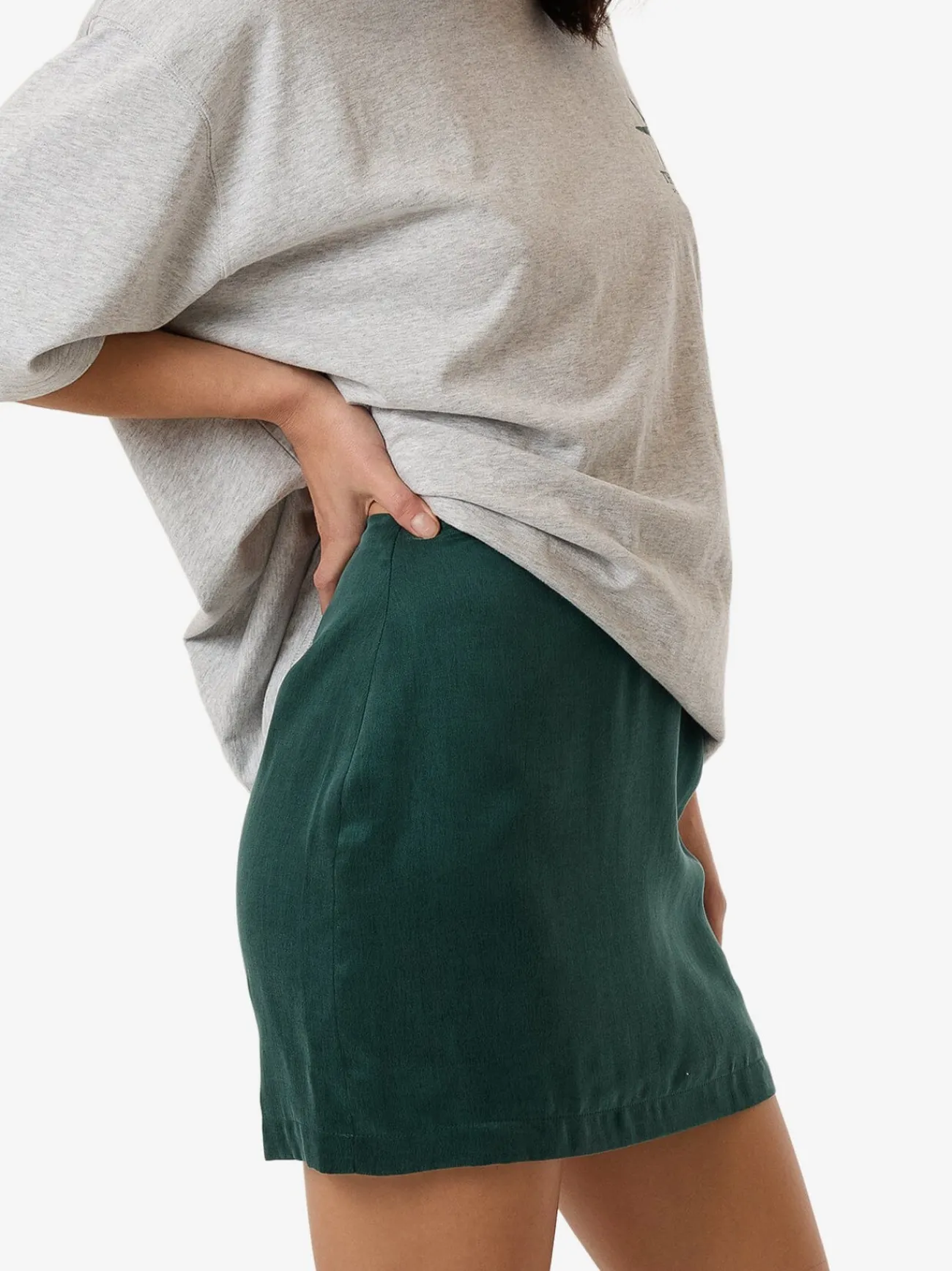 Online Thrills Valentina Mini Skirt - Deep Emerald DeepEmerald